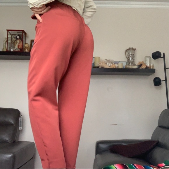 Orange pants - Picture 3 of 3